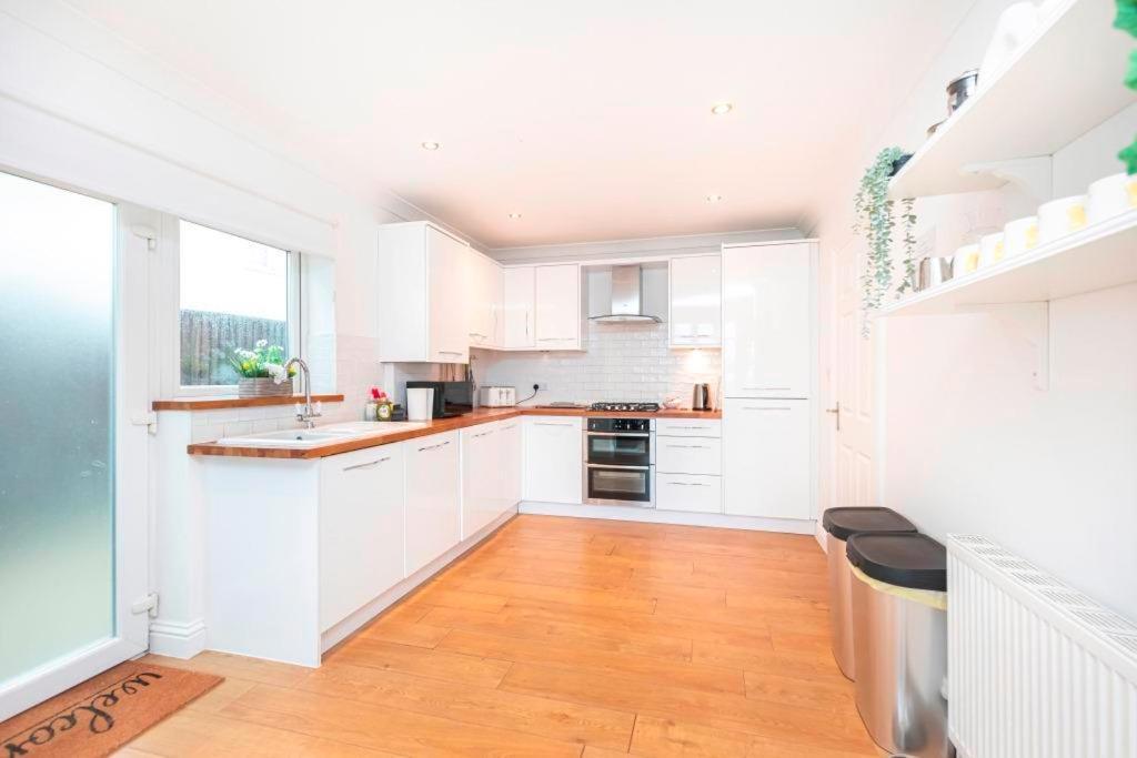 Bournecoast - Clifftop Apartment With Garden -Fm827 Bournemouth Zewnętrze zdjęcie